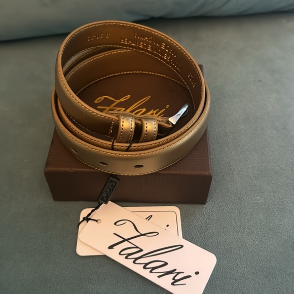 NWT Falari leather belt - Gold Size Small 30-32 - Picture 2 of 7